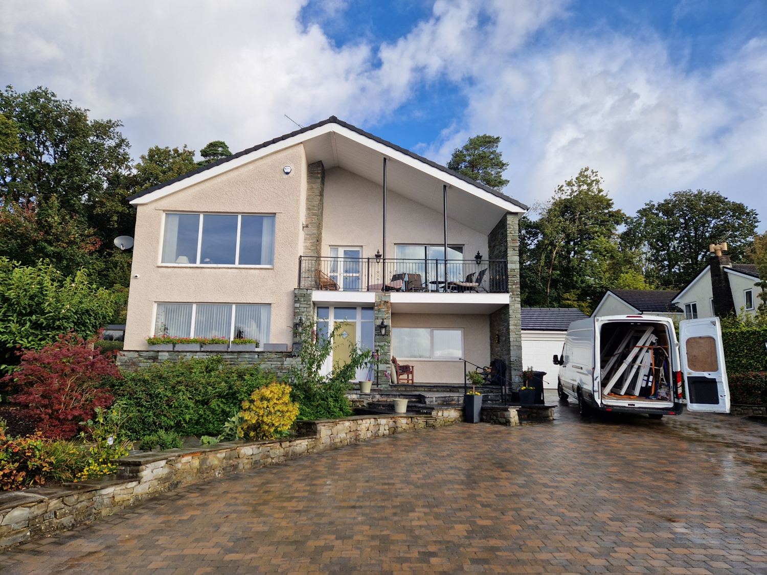 Property photograph supplied for Bay Windows website